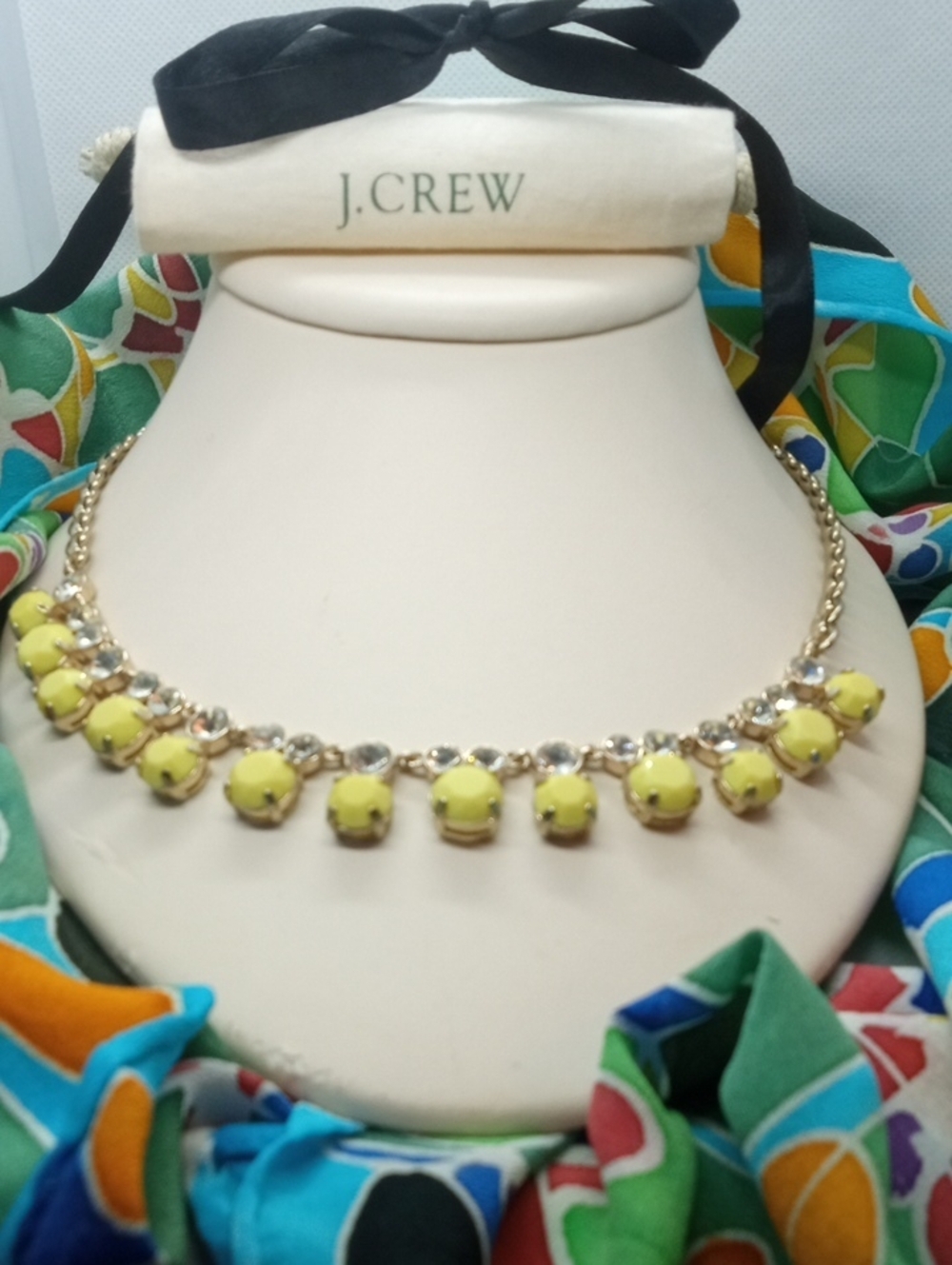 J.CREW MOSAIC ACRYLIC NECKLACE